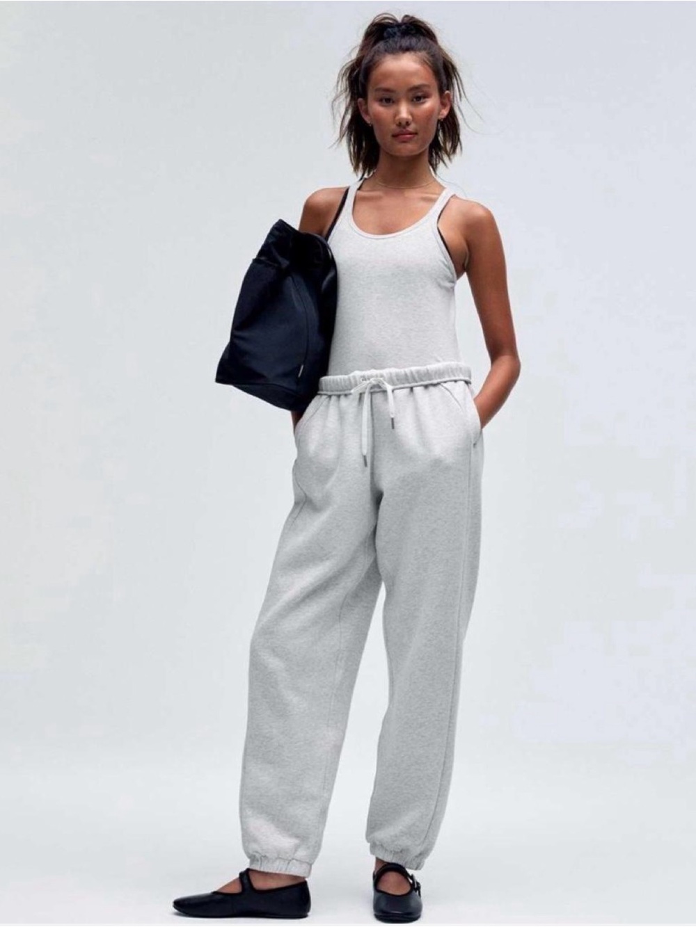 Scuba Mid-Rise Oversized Jogger *Regular Heathered Core Ultra Light Gray XS 4/6